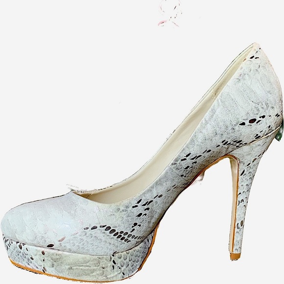 Dolce by Mojo Moxy. Size 9 - Picture 6 of 9